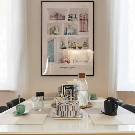Il Bilocale Degli Architetti Apartamento Milão